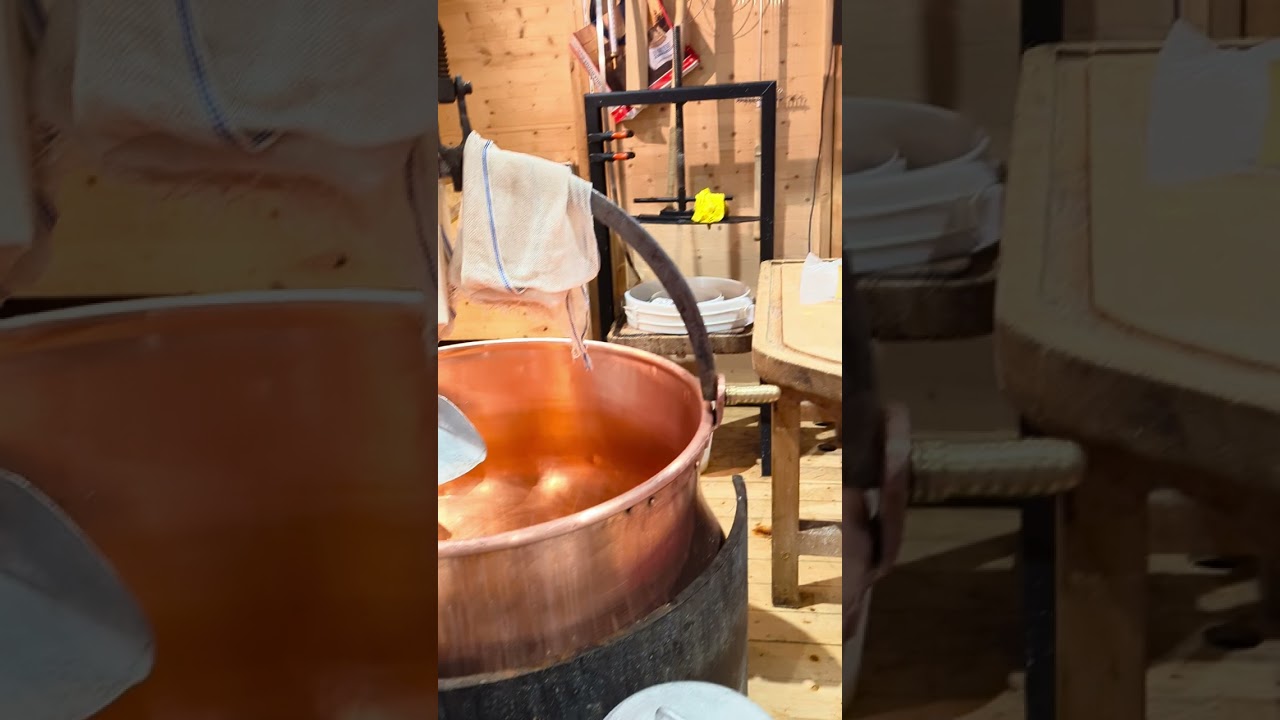 Le gruyère Suisse découvrez sa fabrication ancestrale commune à toutes les spécialités culinaires