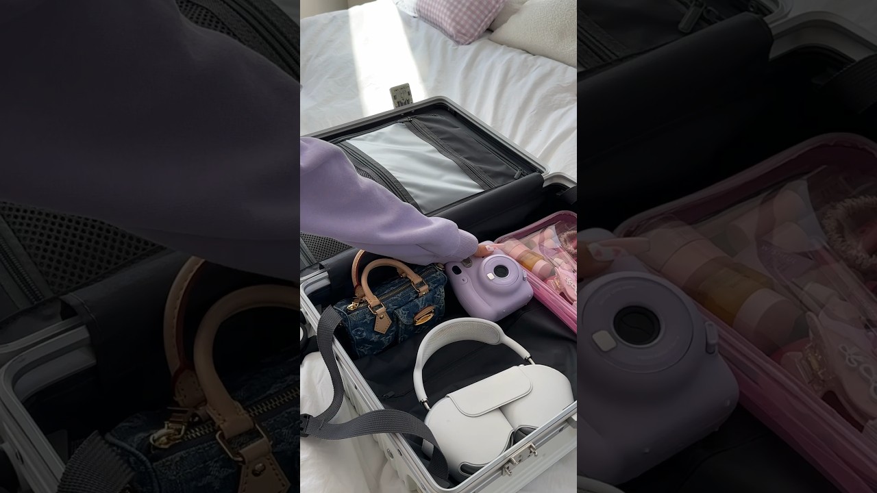 Dans ma valise cabine ✈️💘 #ASMR #ASMRSounds (Part* 1)