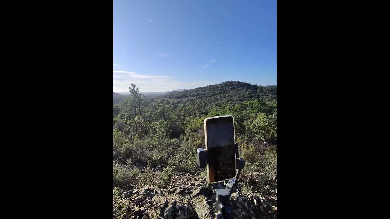 Voyage dans le sud de la France avec vue sur la Méditerranée