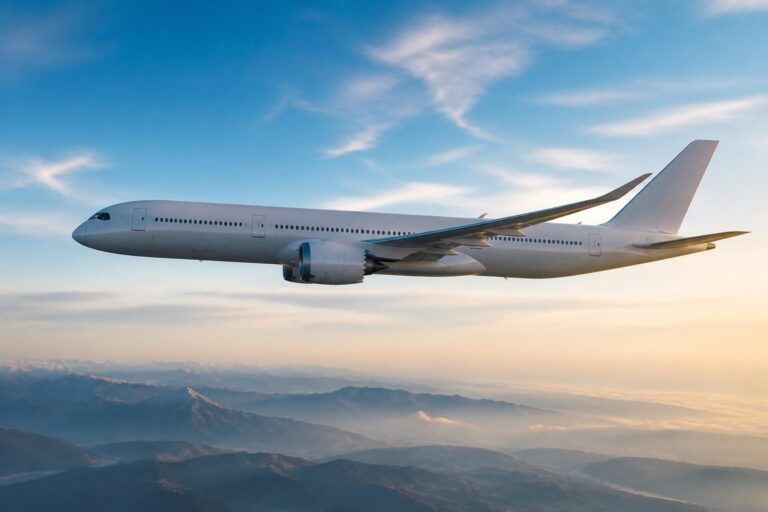 airbus établit un nouveau record en réalisant un vol marathon de 24 heures et 24 minutes lors d’un essai historique, démontrant l’excellence et la performance de ses avions.