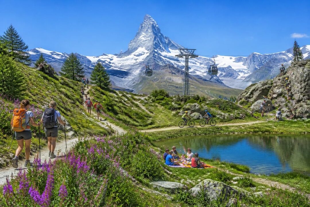 découvrez les meilleures activités à ne pas manquer à zermatt en été : randonnées, sports de montagne, gastronomie locale et panoramas à couper le souffle.