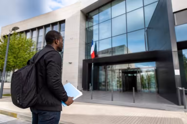 prenez rendez-vous à la préfecture de laval pour votre demande de titre de séjour. procédure simple et rapide pour vos démarches administratives.